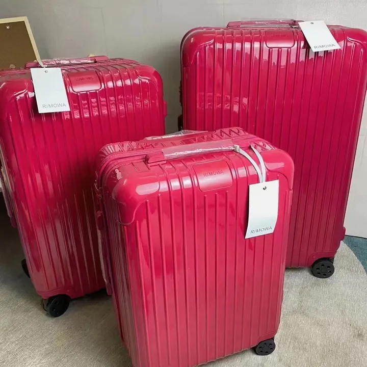 スーパーコピー リモワ スーツケース