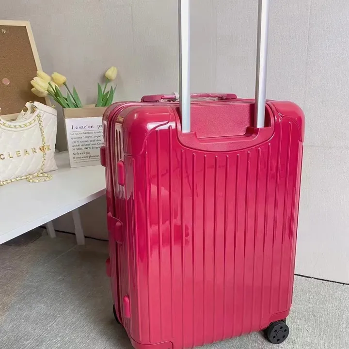 スーパーコピー リモワ スーツケース