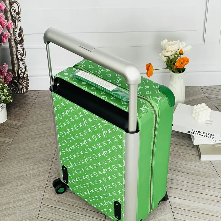 スーパーコピー ルイヴィトン スーツケース