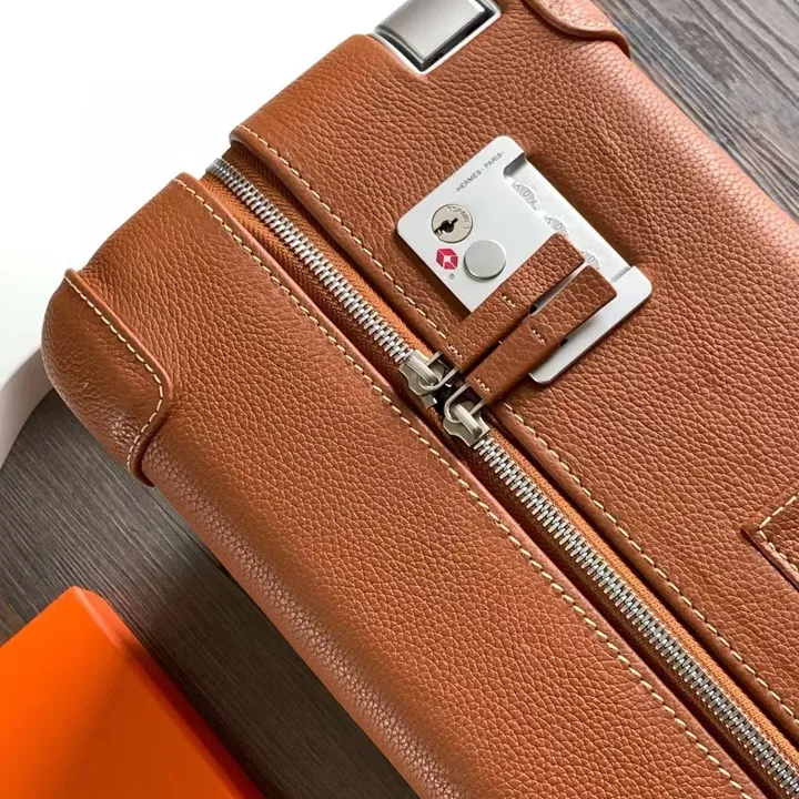 スーパーコピー シャネル スーツケース