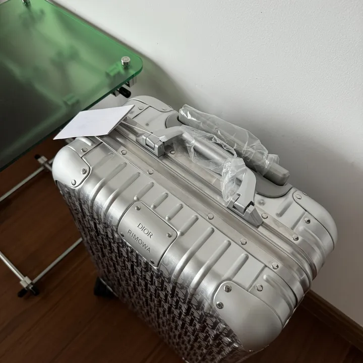 スーパーコピー グッチ スーツケース