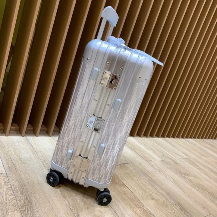 スーパーコピー ディオール スーツケース