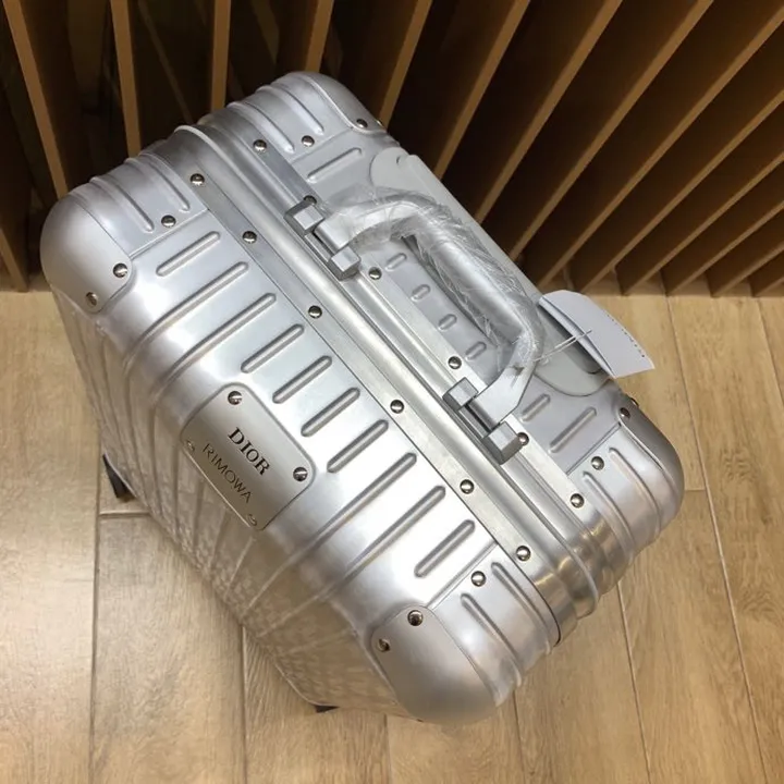 スーパーコピー ディオール スーツケース