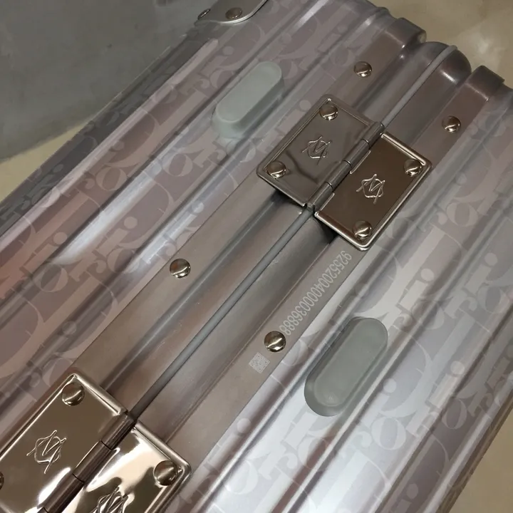 スーパーコピー ディオール スーツケース