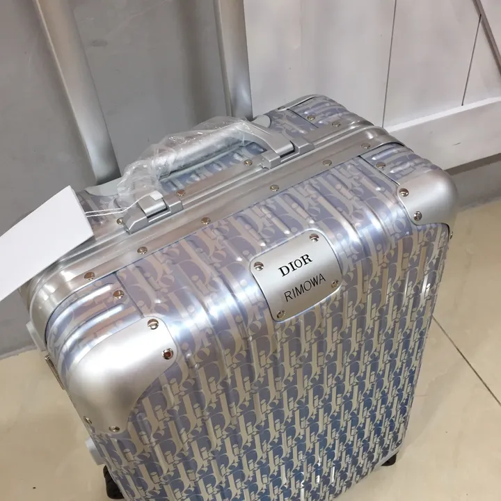 スーパーコピー ディオール スーツケース