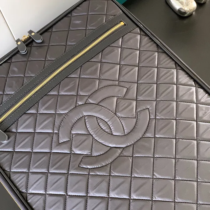 スーパーコピー シャネル スーツケース