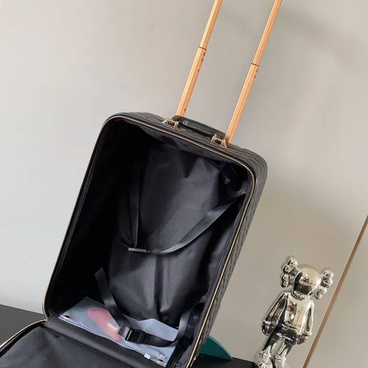 スーパーコピー シャネル スーツケース