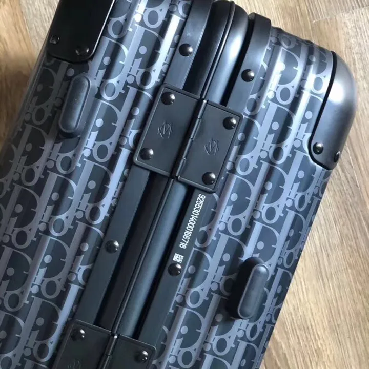 スーパーコピー グッチ スーツケース