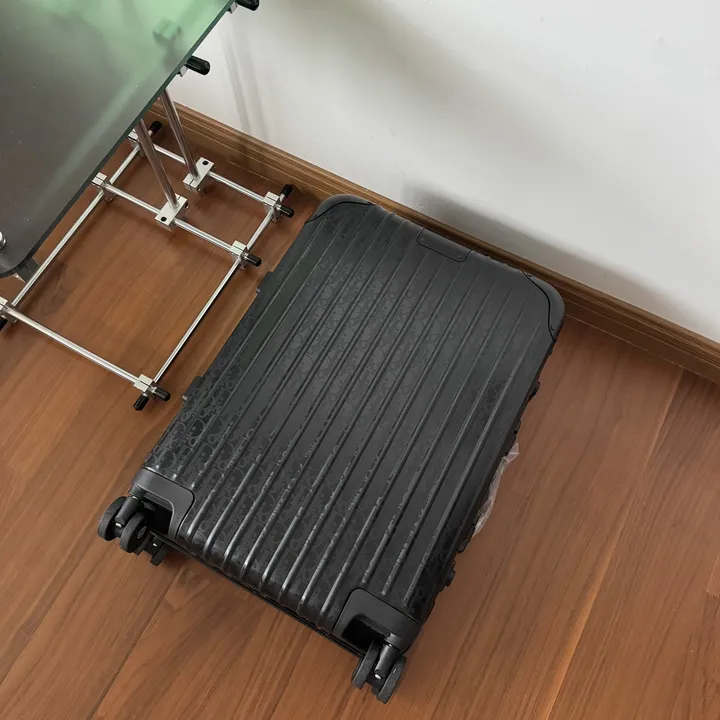 スーパーコピー ディオール スーツケース