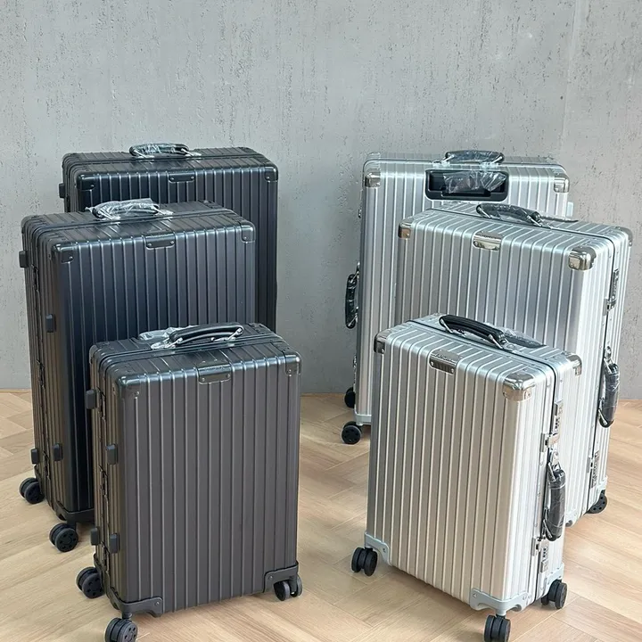 スーパーコピー リモワ スーツケース