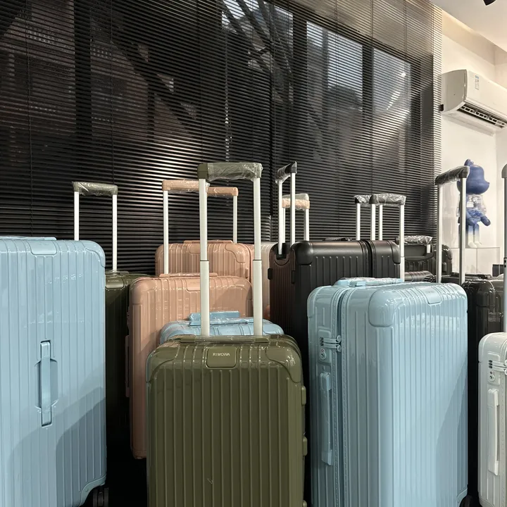 スーパーコピー リモワ スーツケース