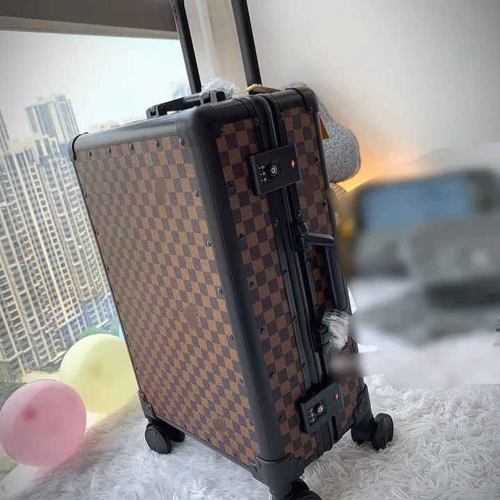 スーパーコピー グッチ スーツケース