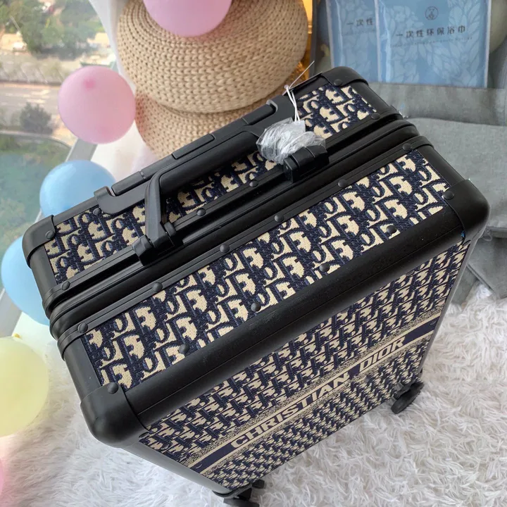 スーパーコピー ディオール スーツケース