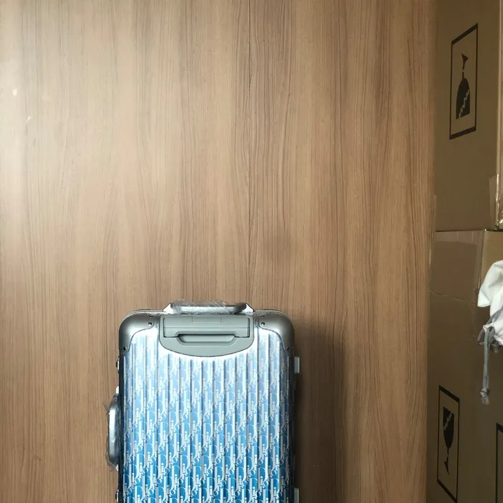 スーパーコピー ディオール スーツケース