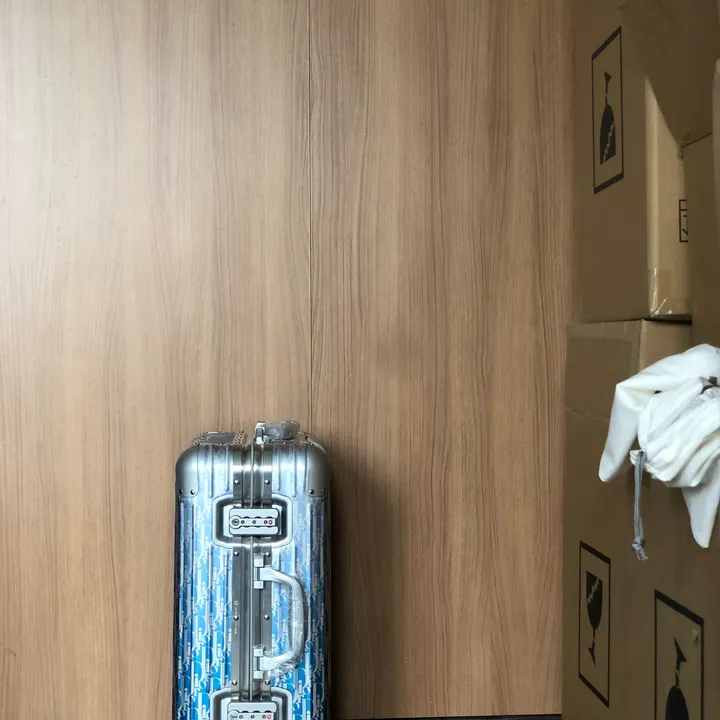 スーパーコピー ディオール スーツケース