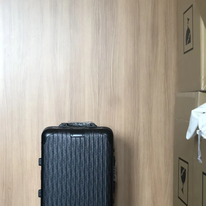 スーパーコピー ディオール スーツケース