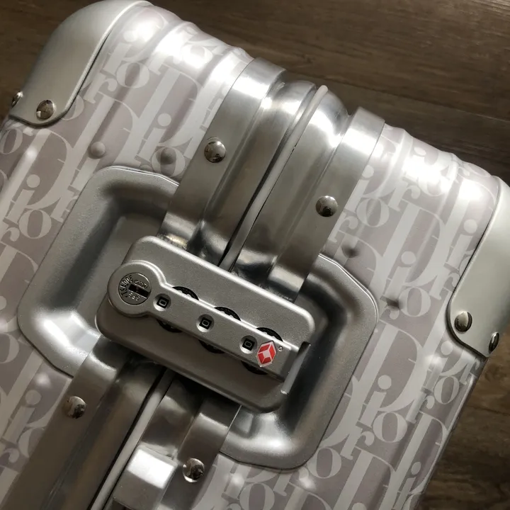 スーパーコピー ディオール スーツケース