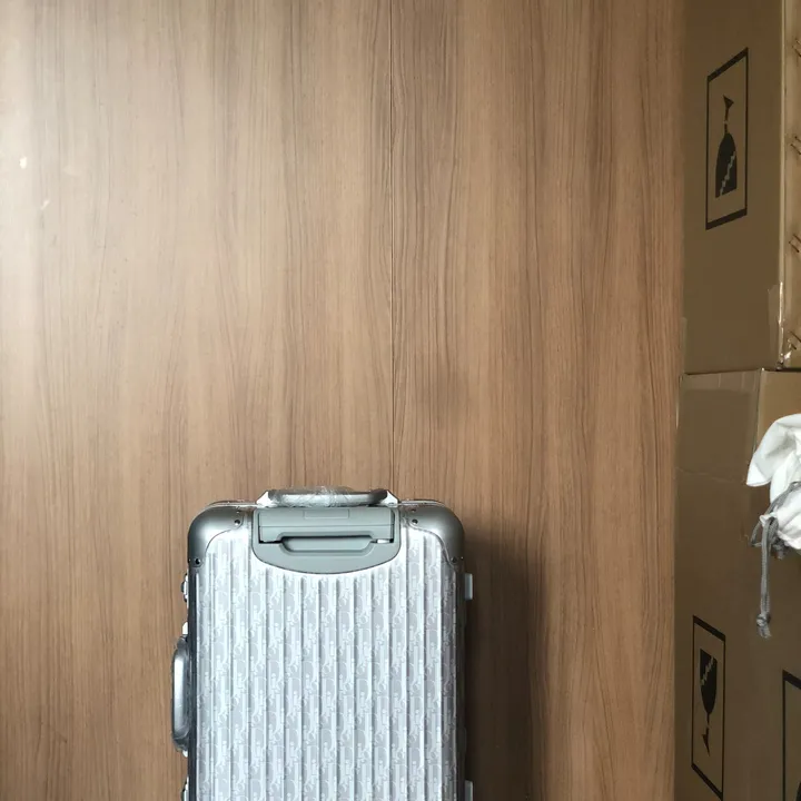 スーパーコピー ディオール スーツケース