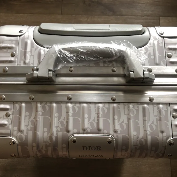 スーパーコピー ディオール スーツケース