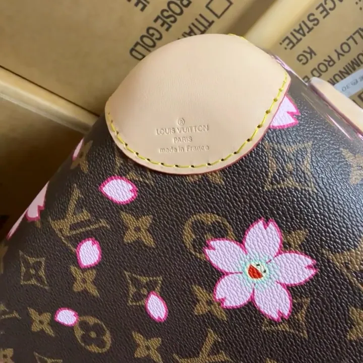 スーパーコピー ルイヴィトン スーツケース