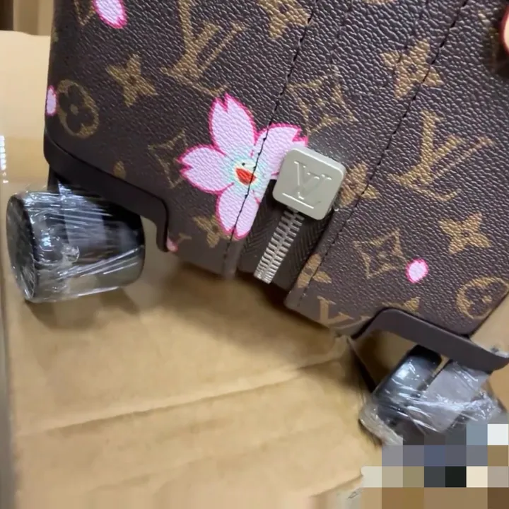 スーパーコピー ルイヴィトン スーツケース