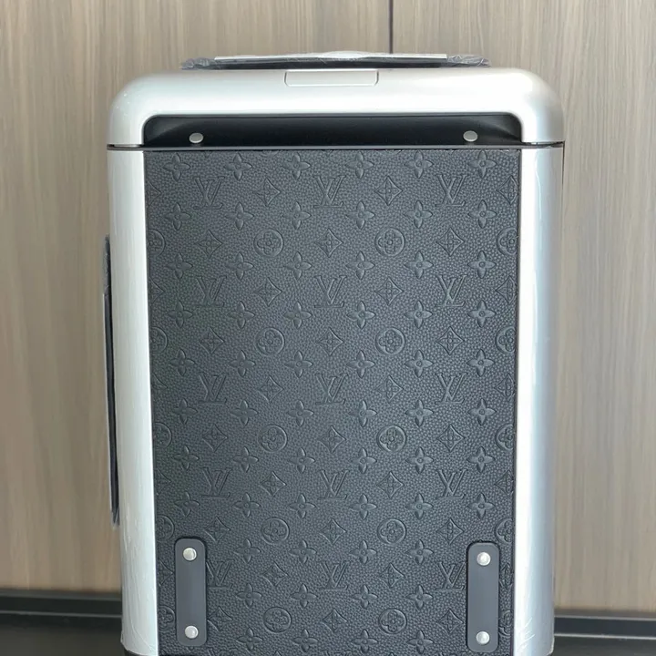 スーパーコピー ルイヴィトン スーツケース