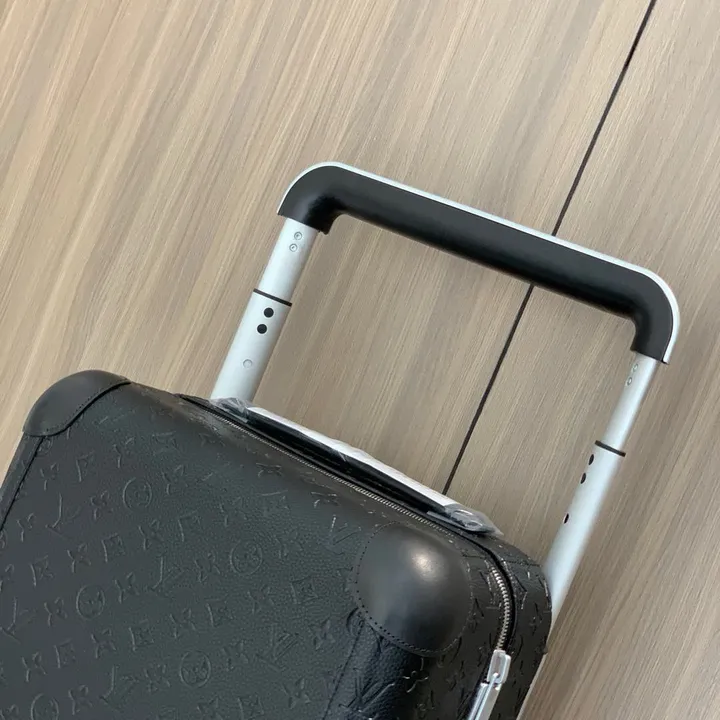 スーパーコピー ルイヴィトン スーツケース