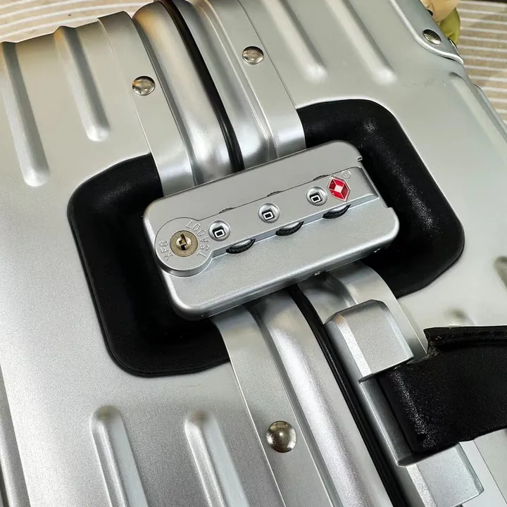 スーパーコピー ディオール スーツケース