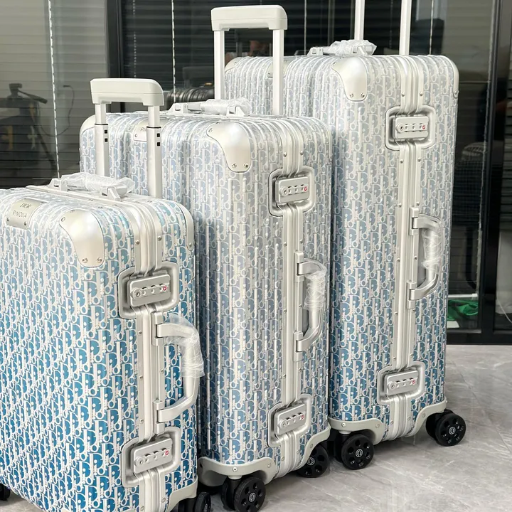 スーパーコピー ディオール スーツケース