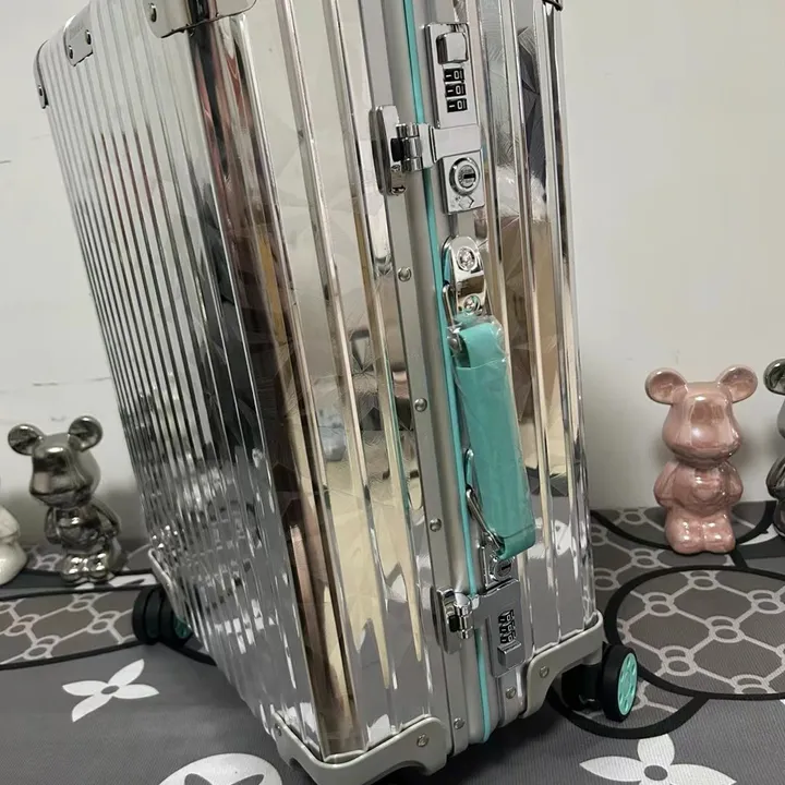 スーパーコピー ティファニー スーツケース