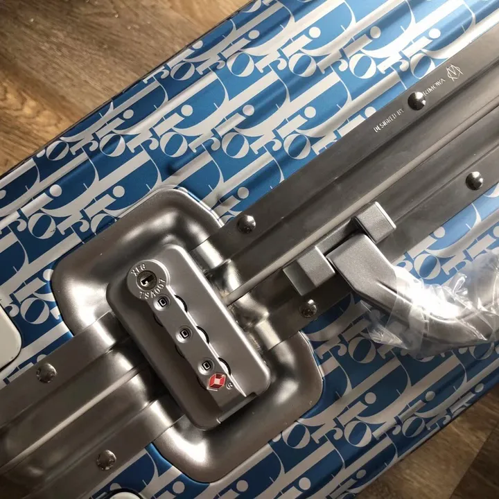 スーパーコピー ディオール スーツケース
