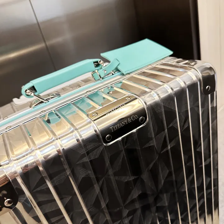 スーパーコピー ティファニー スーツケース