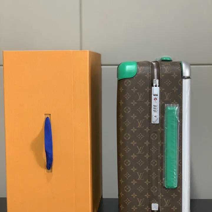スーパーコピー ルイヴィトン スーツケース