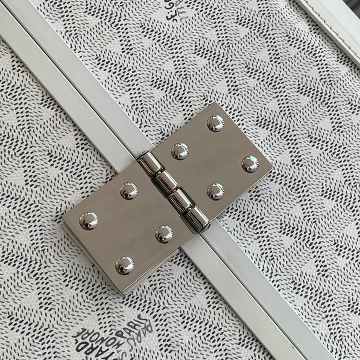 スーパーコピー フェンディ スーツケース