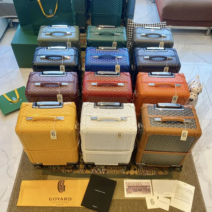 スーパーコピー フェンディ スーツケース