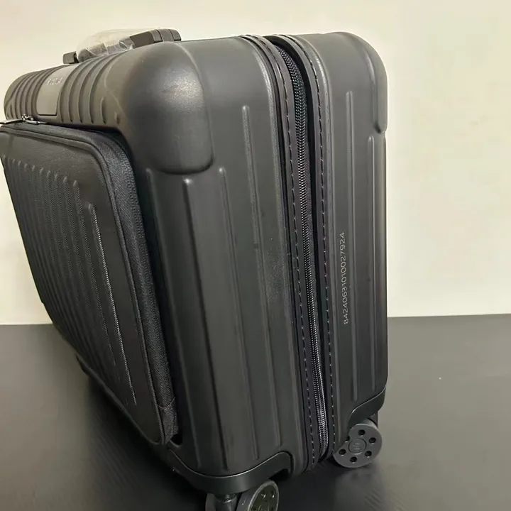 スーパーコピー リモワ スーツケース