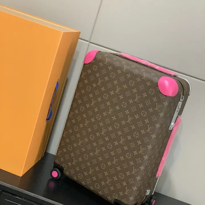 スーパーコピー ルイヴィトン スーツケース
