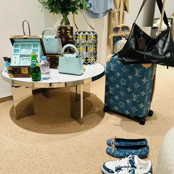 スーパーコピー ルイヴィトン スーツケース