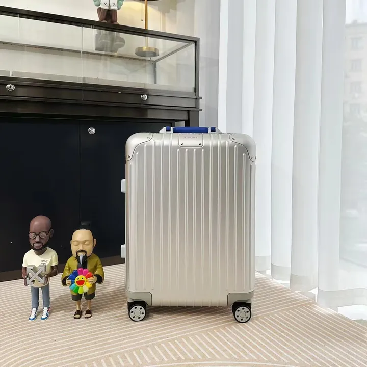 スーパーコピー リモワ スーツケース