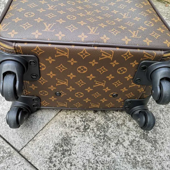 スーパーコピー ルイヴィトン スーツケース