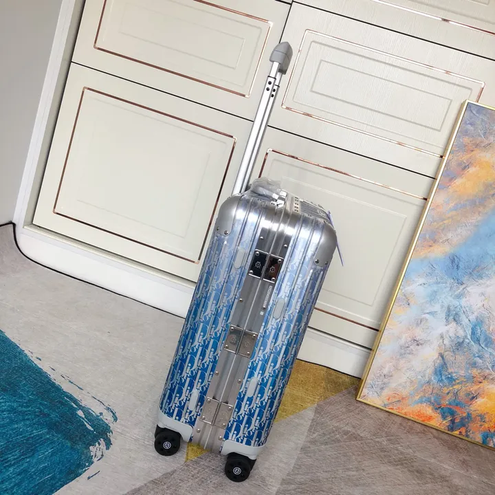 スーパーコピー ディオール スーツケース