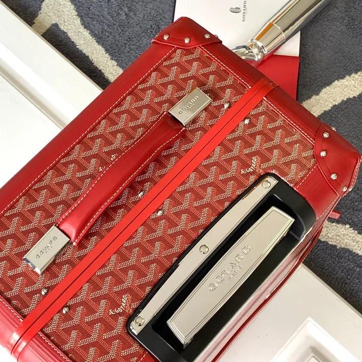 スーパーコピー フェンディ スーツケース