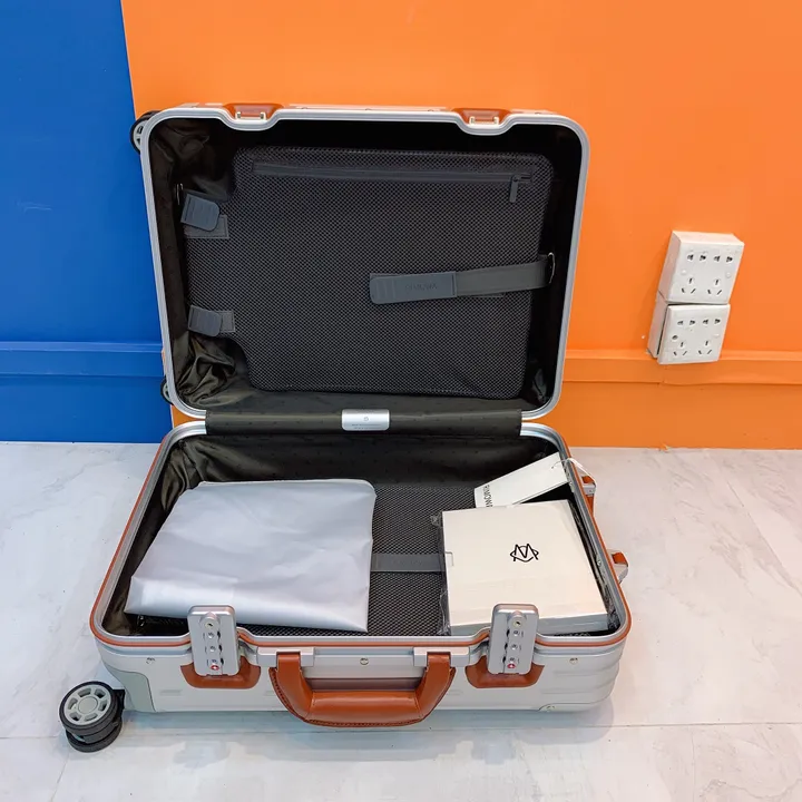 スーパーコピー リモワ スーツケース