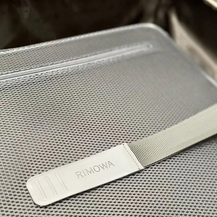 スーパーコピー リモワ スーツケース