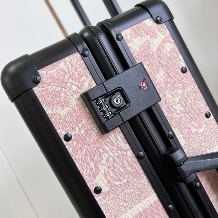 スーパーコピー グッチ スーツケース