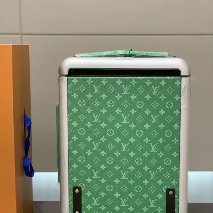 スーパーコピー ルイヴィトン スーツケース