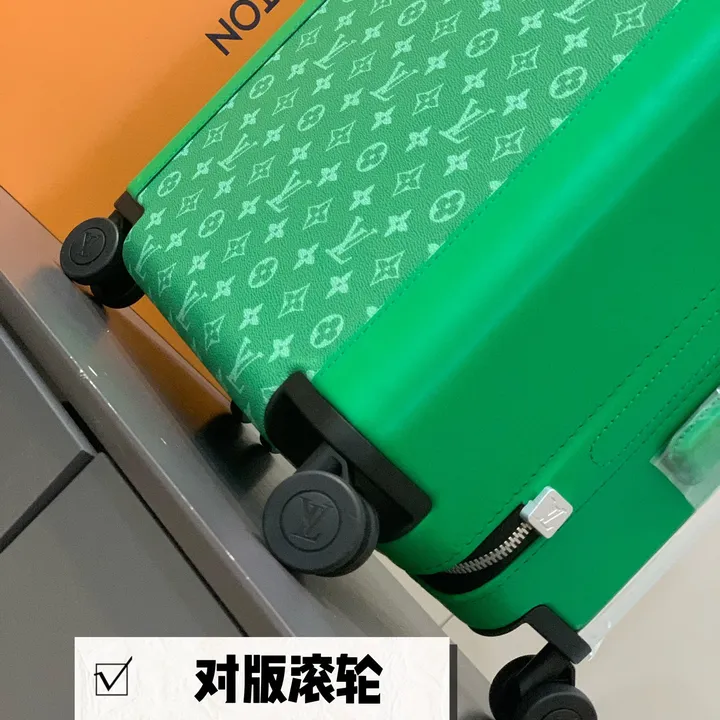 スーパーコピー ルイヴィトン スーツケース