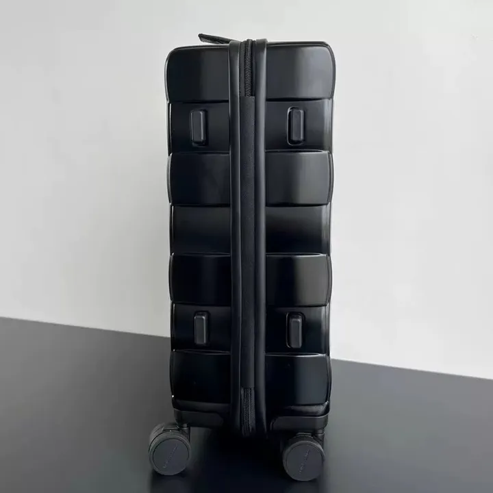 スーパーコピー ボッテガ ヴェネタ スーツケース