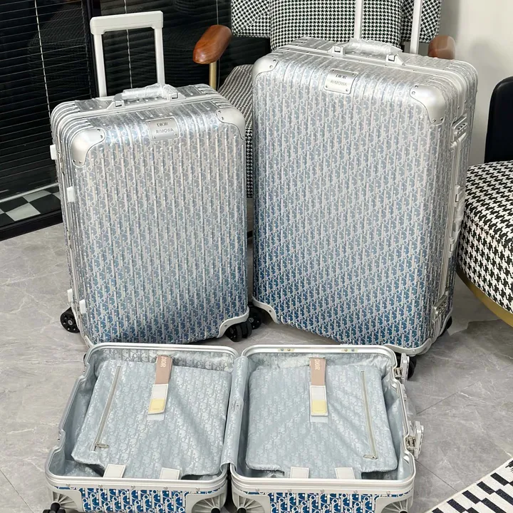 スーパーコピー ディオール スーツケース