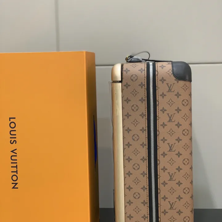 スーパーコピー ルイヴィトン スーツケース